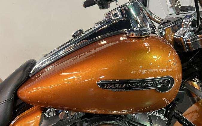 2015 Harley-Davidson Freewheeler™ Amber Whiskey FLRT