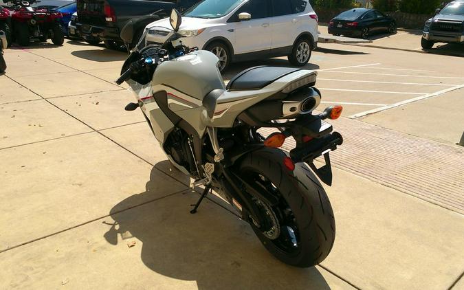 2026 Honda® CBR600RRT