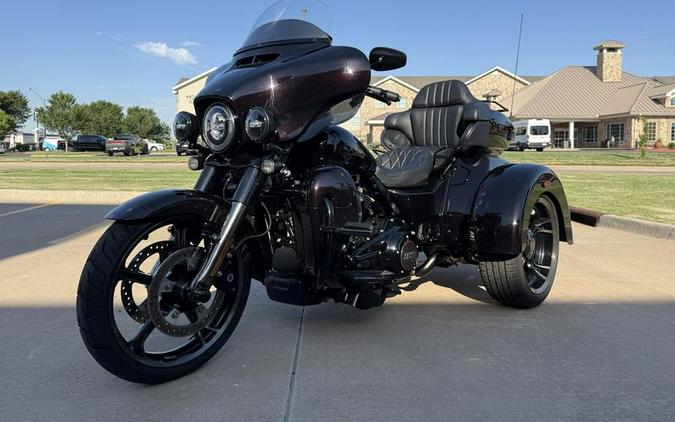 2021 Harley-Davidson® FLHTCUTGSE - CVO™ Tri Glide®