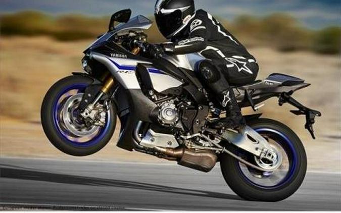 2015 Yamaha YZF-R1M