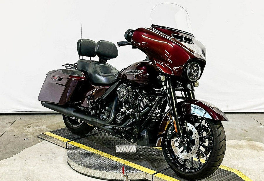 2018 Harley-Davidson® FLHXS - Street Glide® Special