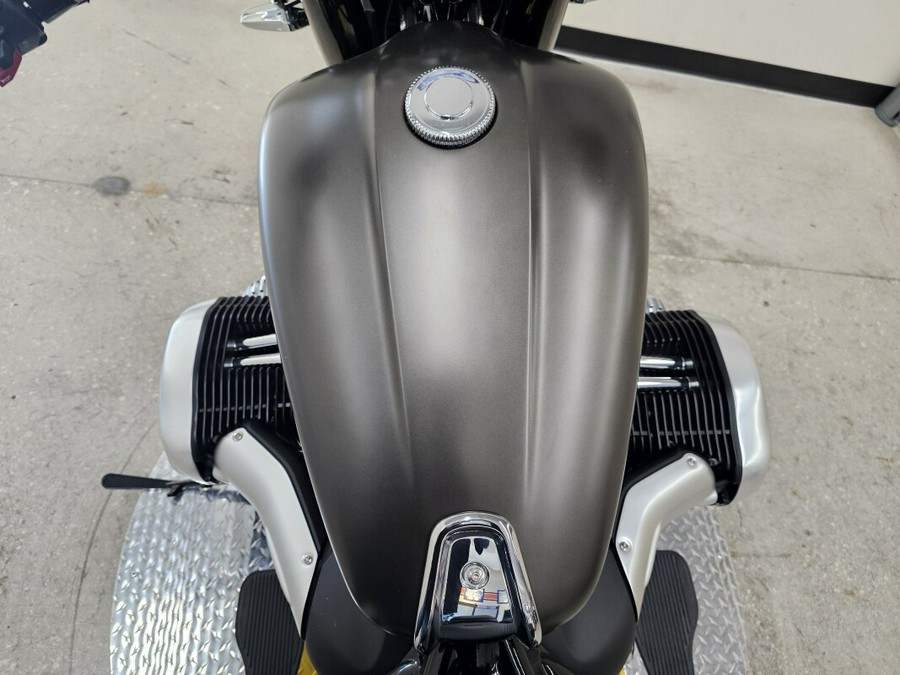 Used 2022 Bmw R 18 Classic Motorcycle For Sale In Miami, Florida