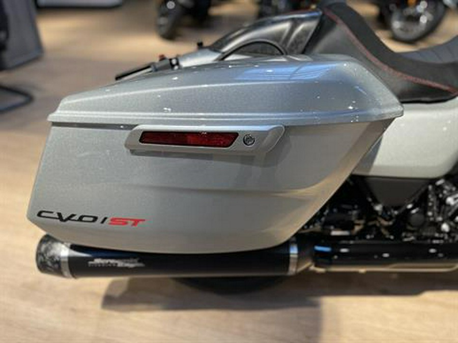 2025 Harley-Davidson CVO™ Road Glide® ST