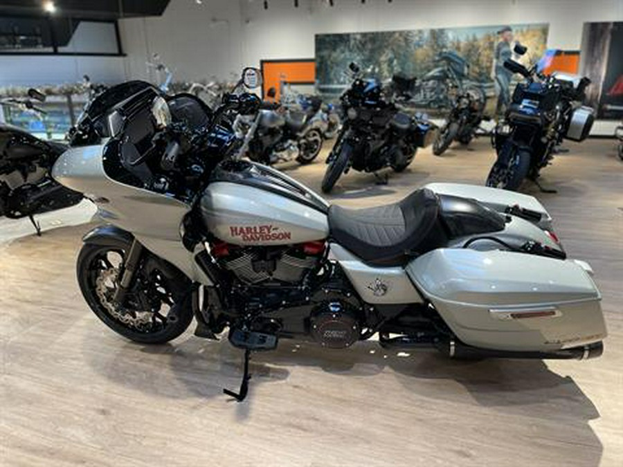 2025 Harley-Davidson CVO™ Road Glide® ST