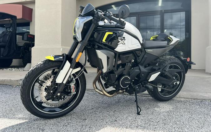 2022 CFMOTO 700CL-X Sport