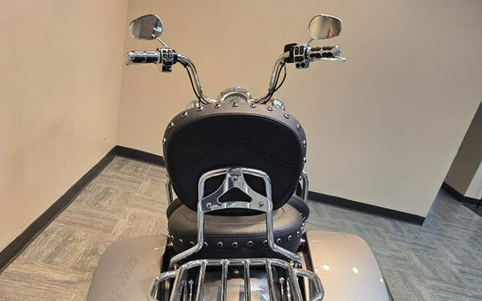 2016 Harley-Davidson® Road King® Billet Silver FLHR