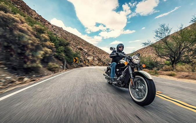 2017 Kawasaki Vulcan 900 Classic