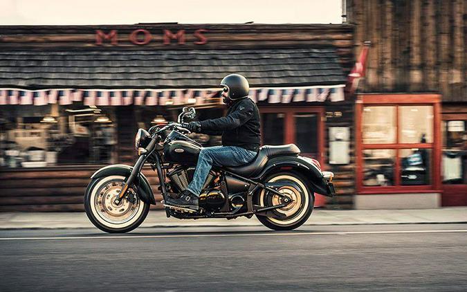 2017 Kawasaki Vulcan 900 Classic