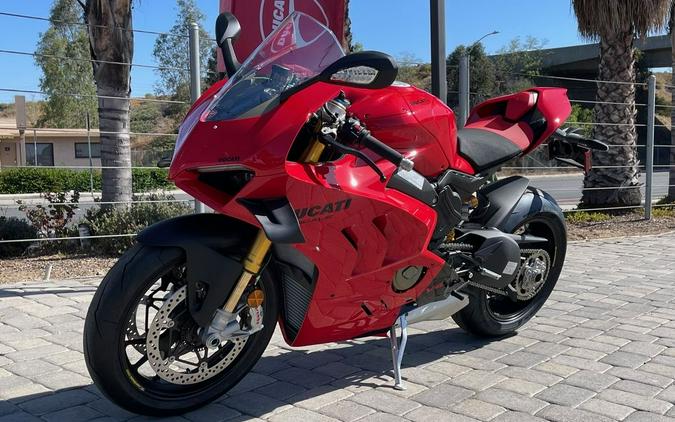 2024 Ducati Panigale V4 S Red