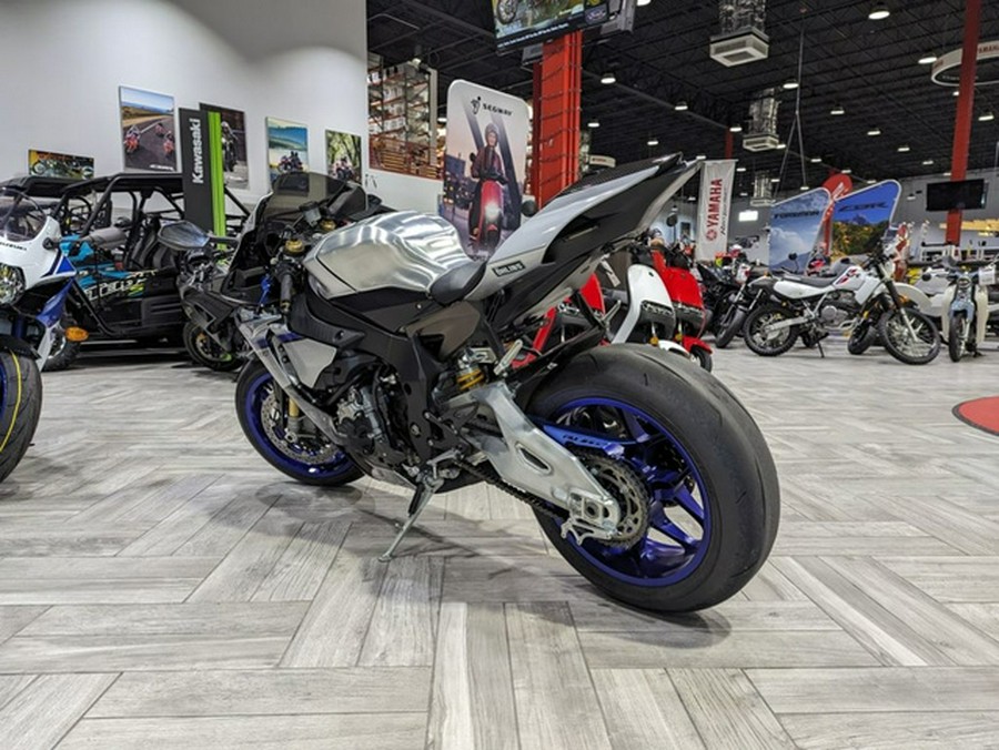 2016 Yamaha YZF R1M