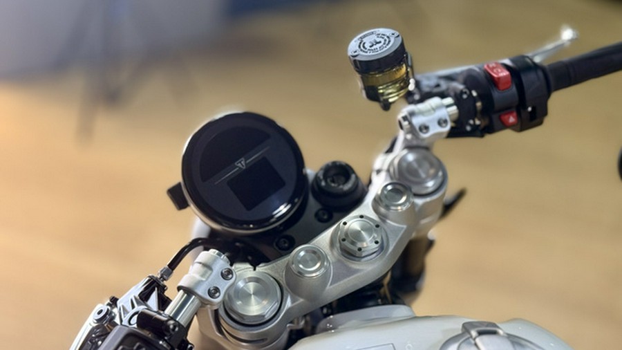 2025 Triumph Speed Twin 1200