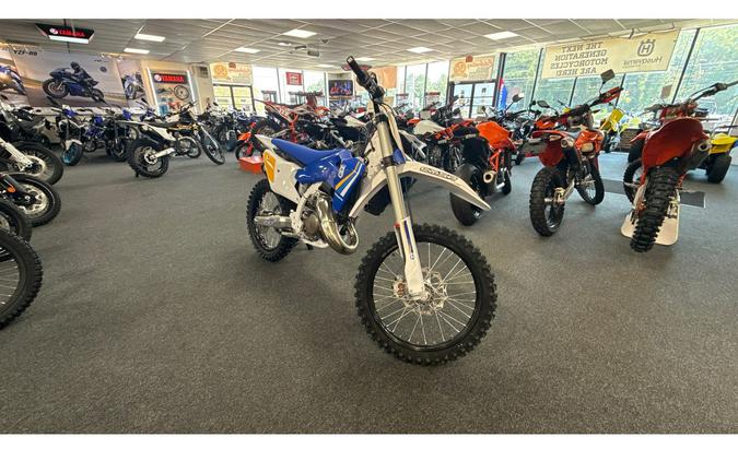 2025 TC 150 HER - Husqvarna Motorcycles