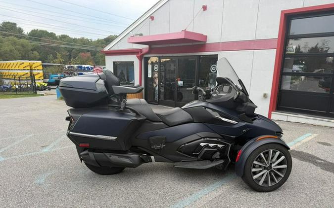 2022 Can-Am Spyder RT Sea-To-Sky
