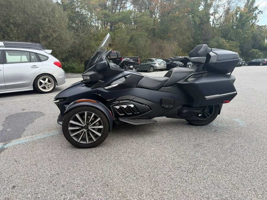 2022 Can-Am Spyder RT Sea-To-Sky
