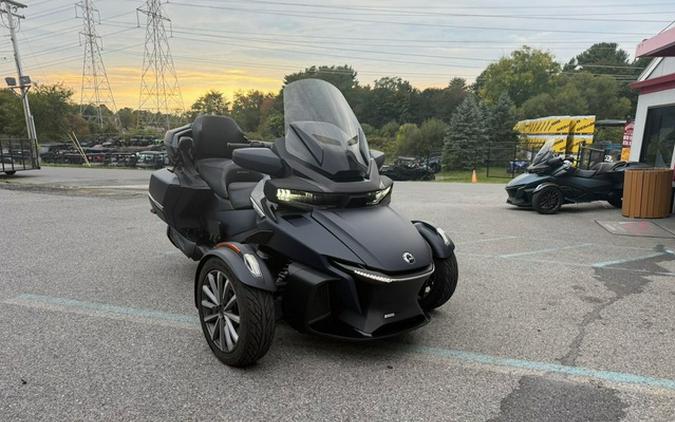 2022 Can-Am Spyder RT Sea-To-Sky