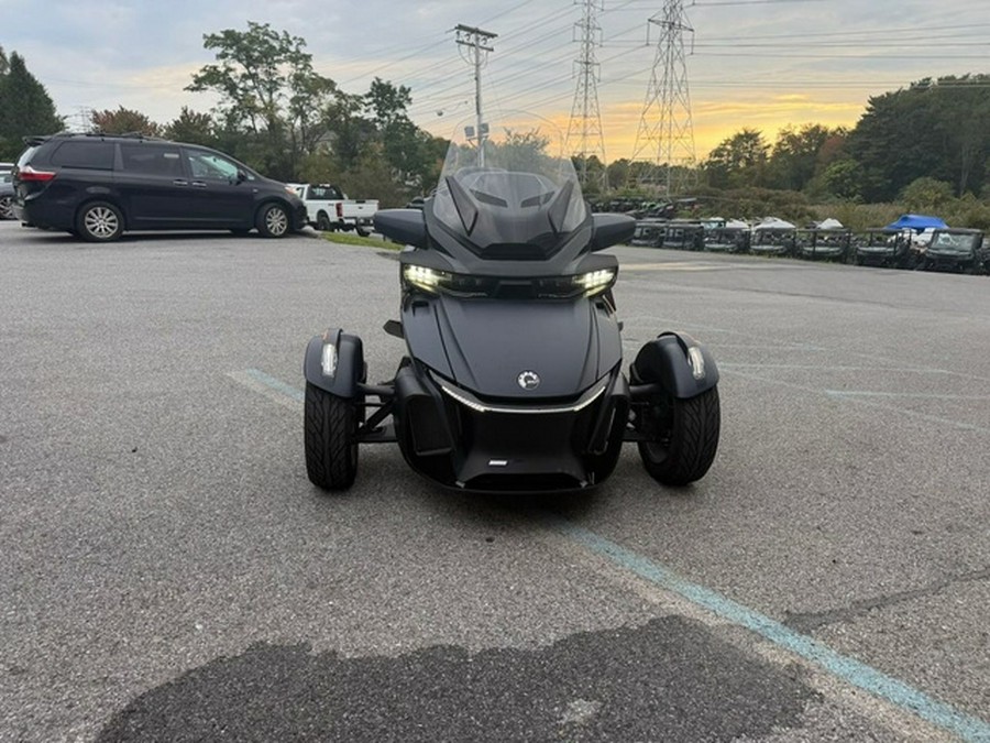 2022 Can-Am Spyder RT Sea-To-Sky