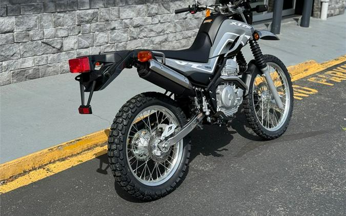 2025 Yamaha XT250