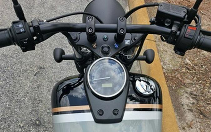 2025 Honda Shadow Phantom ABS