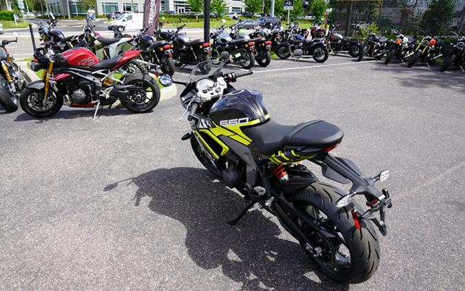 2025 Triumph Daytona 660 w/Custom Graphics 660