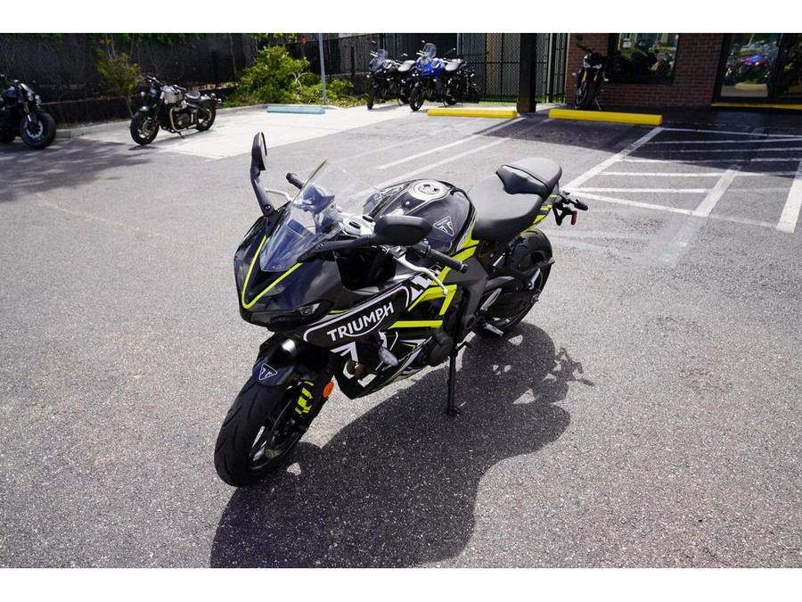 2025 Triumph Daytona 660 w/Custom Graphics