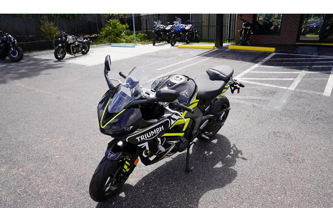 2025 Triumph Daytona 660 w/Custom Graphics