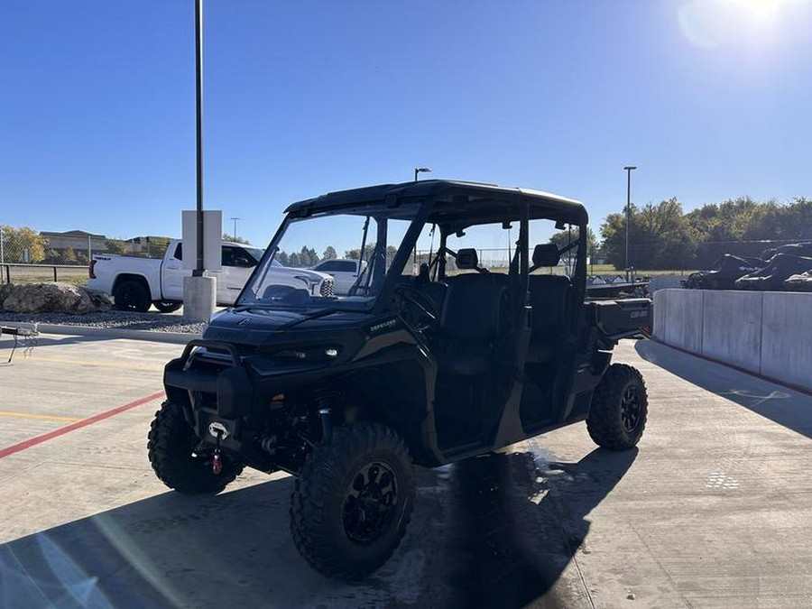 2026 Can-Am® Defender MAX XT HD11 With 10.25 in.display