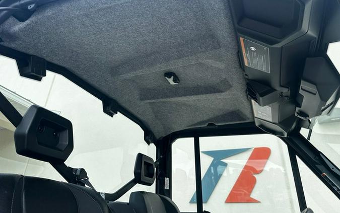 2026 Can-Am Defender XT CAB HD11