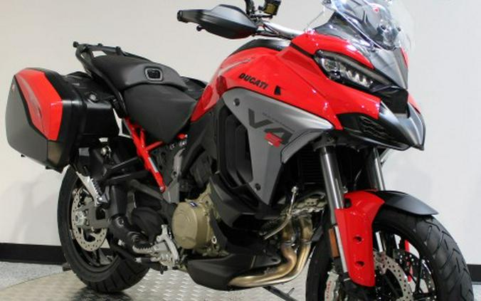 2026 Ducati Multistrada V4 S Travel & Radar