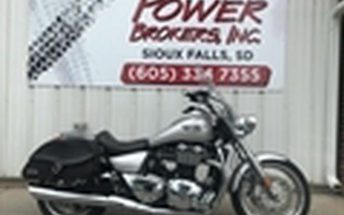 2010 TRIUMPH THUNDERBIRD 1600