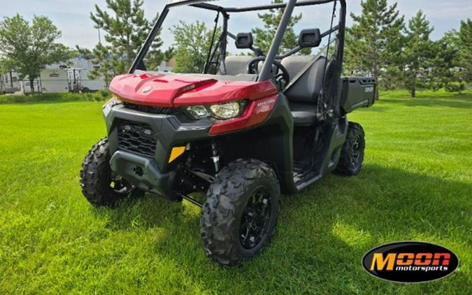 2024 Can-Am Defender DPS HD9 Fiery Red