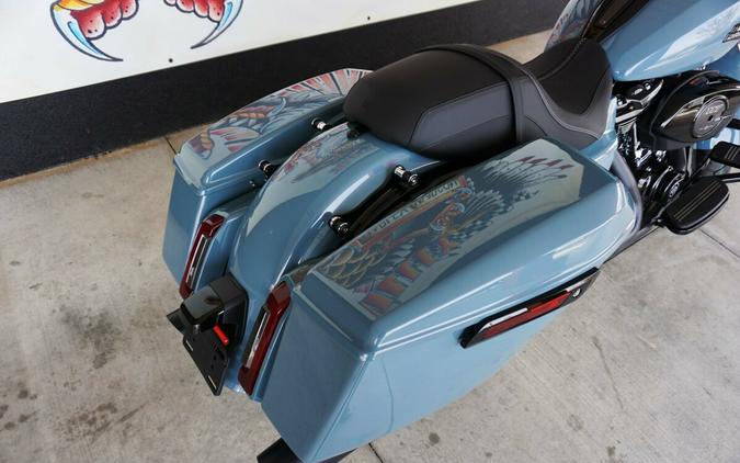 2024 Harley-Davidson Street Glide® Sharkskin Blue - Black Finish