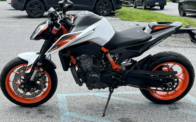 2020 KTM Duke 890 R