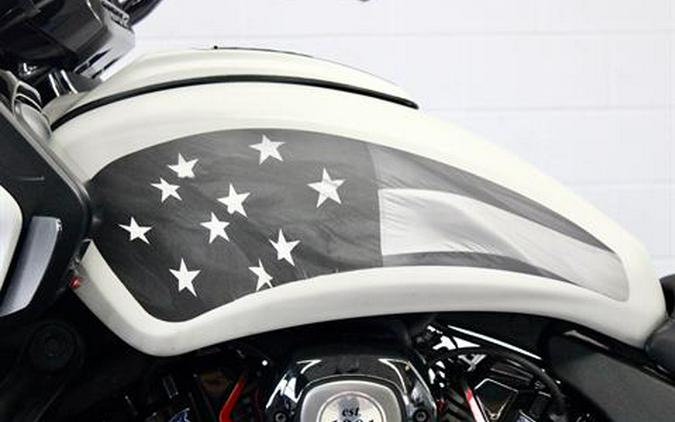 2021 Indian Motorcycle Challenger® Dark Horse®