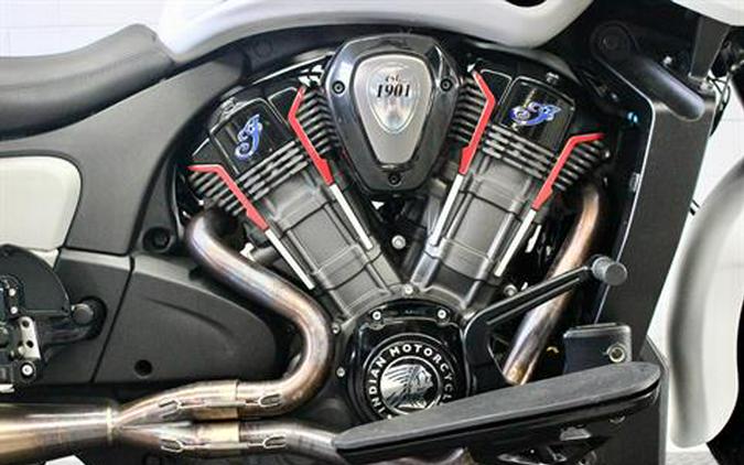 2021 Indian Motorcycle Challenger® Dark Horse®