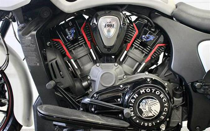 2021 Indian Motorcycle Challenger® Dark Horse®