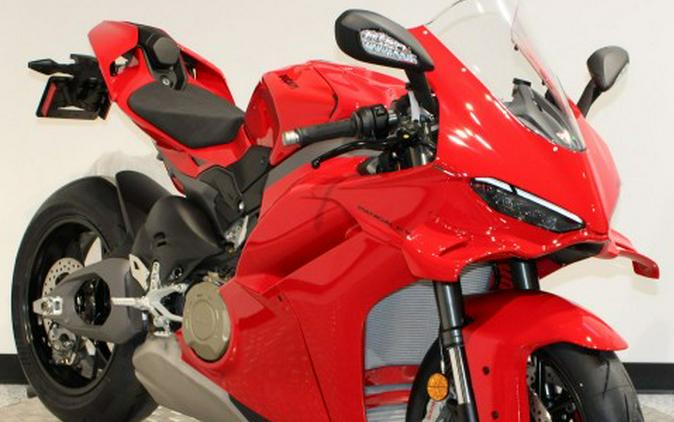 2026 Ducati Panigale V4