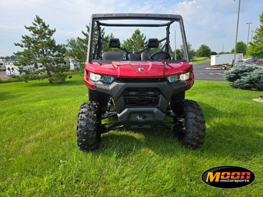 2024 Can-Am Defender DPS HD9 Fiery Red