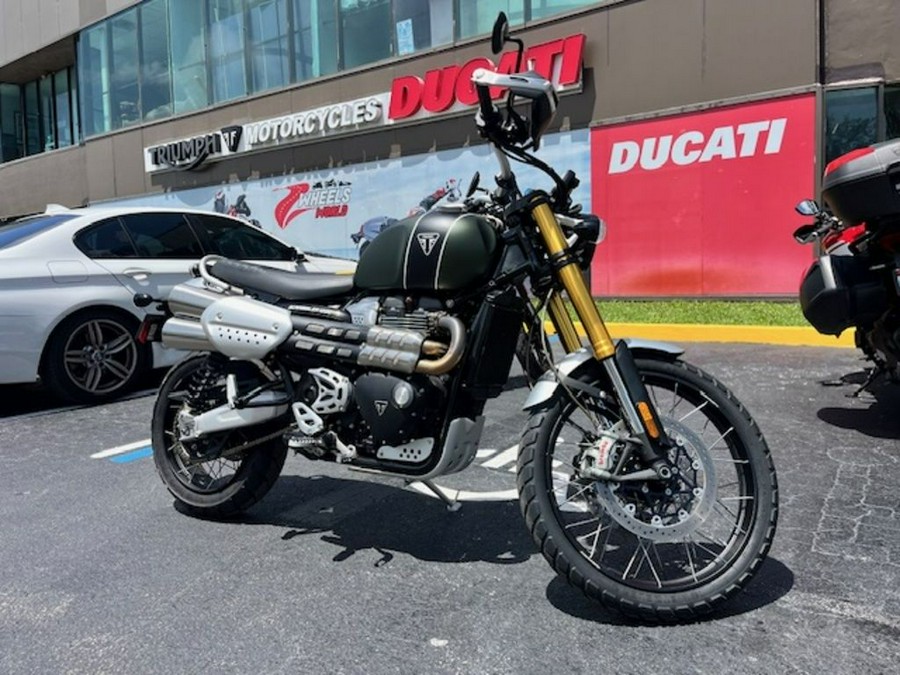 2022 Triumph Scrambler 1200 XE Matt Khaki Green Matt Jet Black