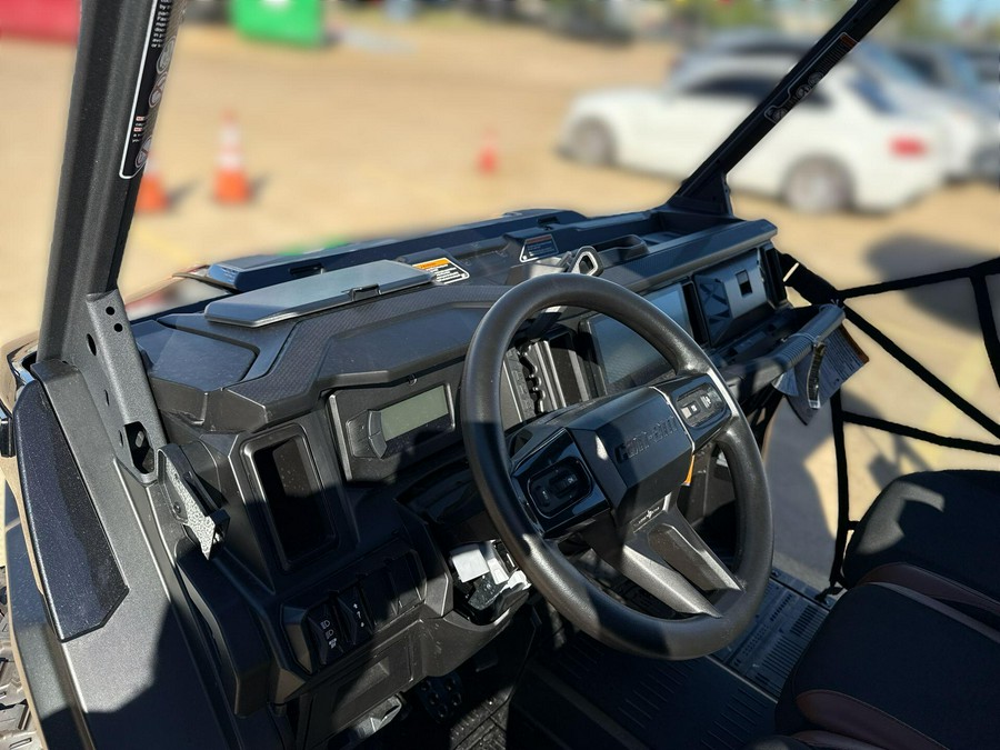 2026 Can-Am DEFENDER MAX LONE STAR HD11