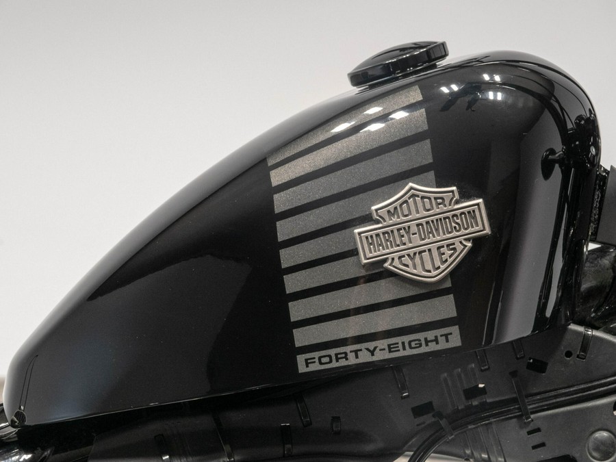 2018 Harley-Davidson XL1200X Sportster Forty-Eight in Vivid Black