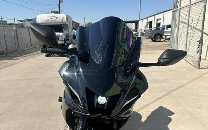 2025 Yamaha YZF-R7