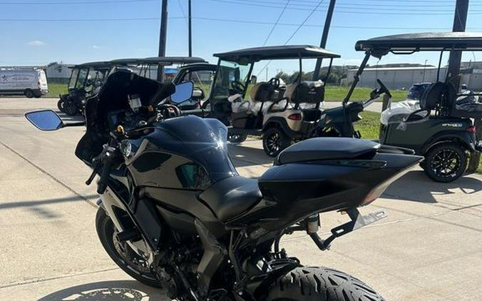 2025 Yamaha YZF-R7