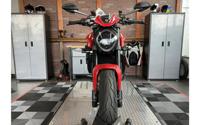 2024 Ducati Monster Plus - Demo