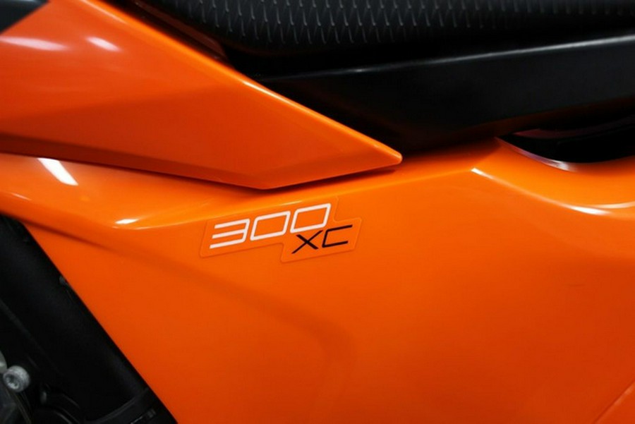 2025 KTM XC 300