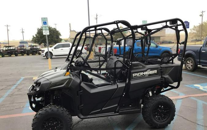 2026 Honda® Pioneer 700-4 Deluxe
