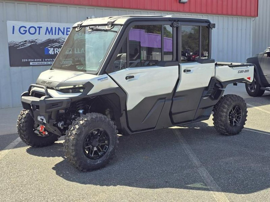 2026 Can-Am® Defender MAX Limited HD11
