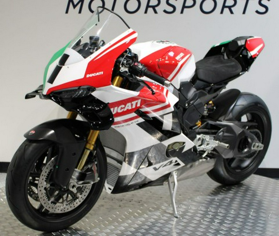 2025 Ducati Panigale V4 Tricolore
