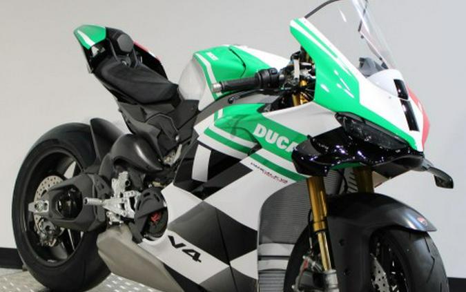 2025 Ducati Panigale V4 Tricolore