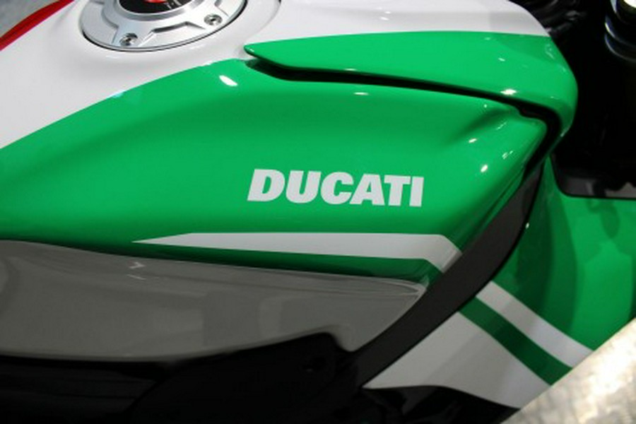 2025 Ducati Panigale V4 Tricolore