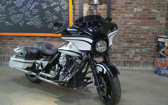 2016 Harley-Davidson Street Glide Special CUSTOM WHITE/BLK